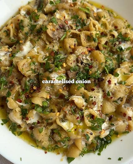 Caramelised onion pasta