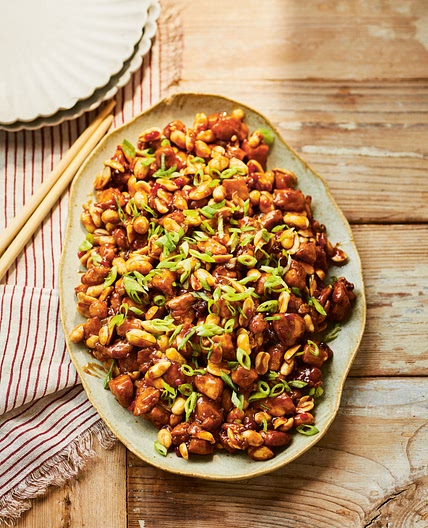 Sichuan Velveted Chicken with Peanuts