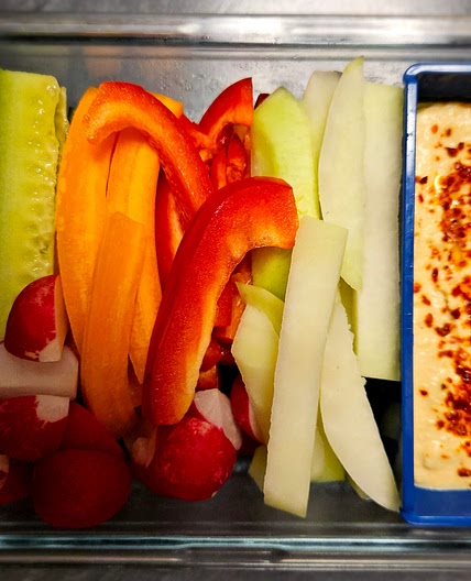 Gemüsesticks mit Hummus