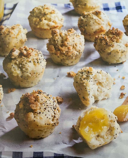 Paula deens lemon poppy seed streusel mini muffins 