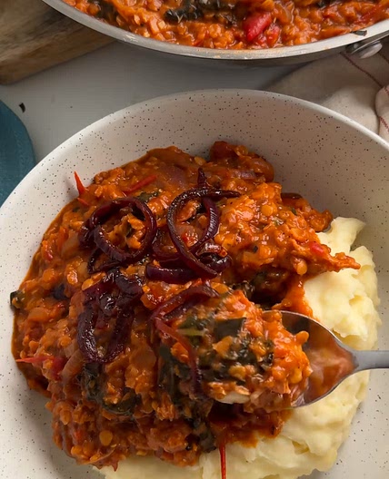 Lentil, bacon, and red onion stew 