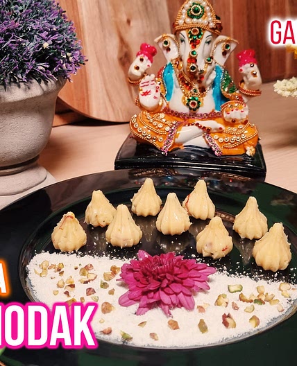 Ganesh Chaturthi Special: Sugar-free Kesar Pista Khawa Modak