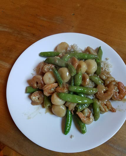 Shrimp Curry with Water Chestnuts