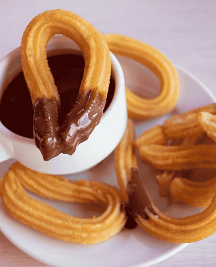 Spanish Churros con Chocolate