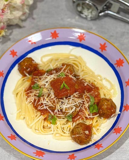 Spaghetti and Meatballs