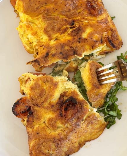 Tomato Arugula Omelette 