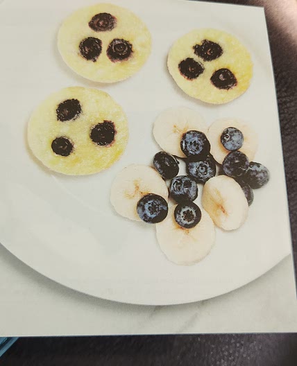 Banana blueberry pancake bites