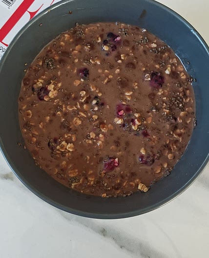 Overnight Berry Oat Meal