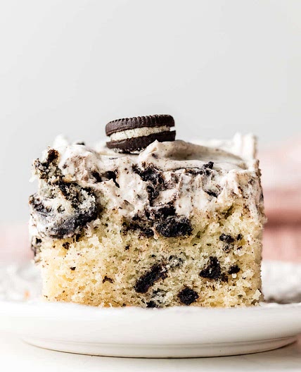 Cookies & Cream Sheet Cake