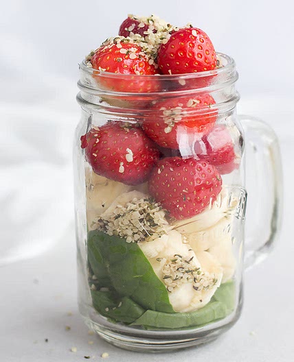 Batido verde con fresas