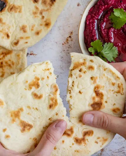 Arabisches Fladenbrot aus der Pfanne