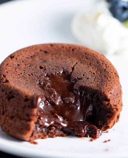 Air Fryer Chocolate Molten Lava Cakes