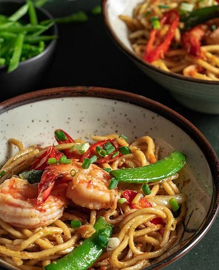 Spicy Prawn Chow Mein