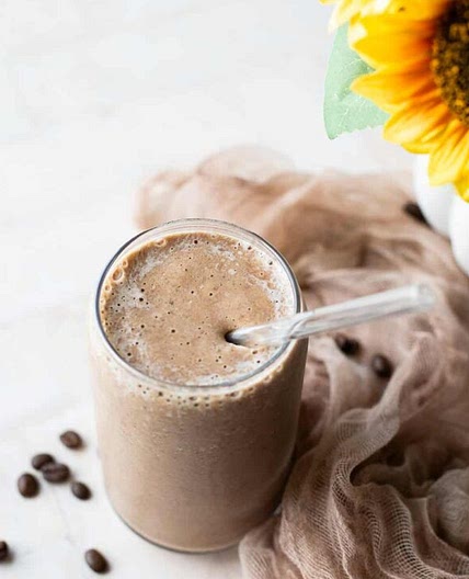 Coffee and Banana Smoothie (Breakfast Smoothie)