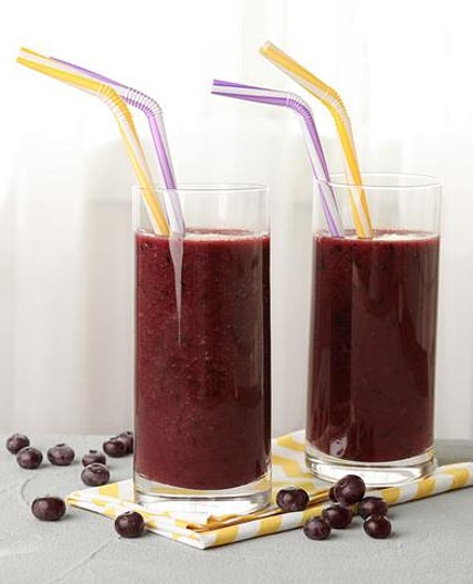 Vitamina de açaí com leite em pó