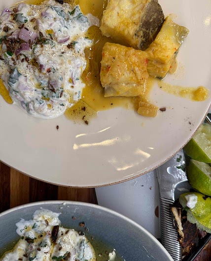 Raita de berenjena asada