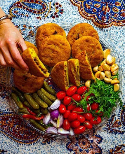 VEGAN KOOKOO SIBZAMINI SHEKAM POR // STUFFED POTATO PATTIES