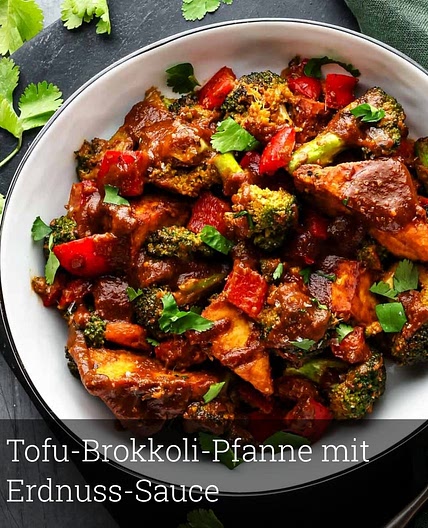 Tofu-Brokkoli-Pfanne mit Erdnusssoße