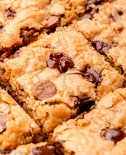 Oatmeal Chocolate Chip Bars