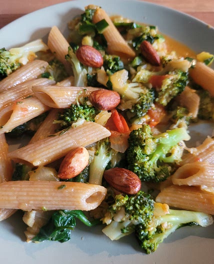 Pasta with veggies