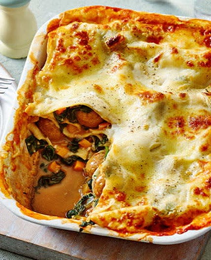 Spinach and meatball lasagne