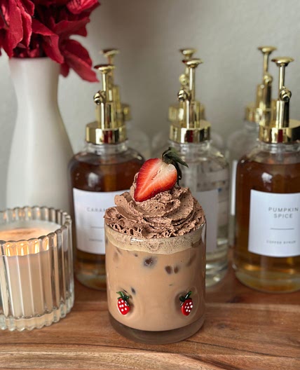 Iced Chocolate Strawberry Mocha 