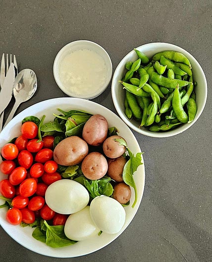 Steamed Veggies with boiled eggs