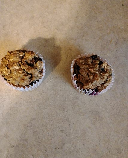 Healthy blueberry oat muffins