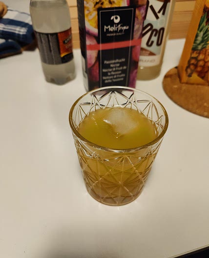 Tropical  Ginger Fizz (Mocktail)