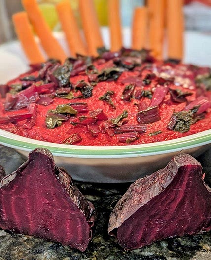 Creamy Roasted Beet Hummus