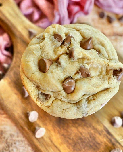 Crumbl Chocolate Chip Cookie Recipe (Copycat)