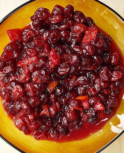 Cranberry Sauce With Orange and Cinnamon