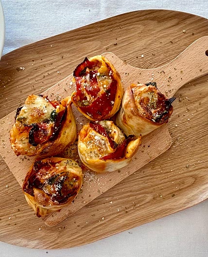 Air Fryer Pizza Rolls