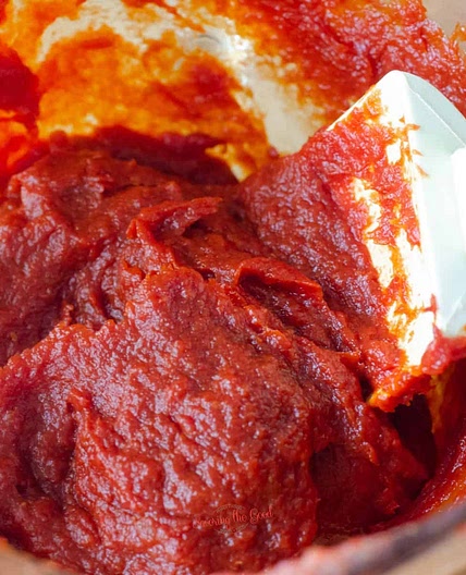 Homemade Tomato Paste Recipe (3 Ingredients!)