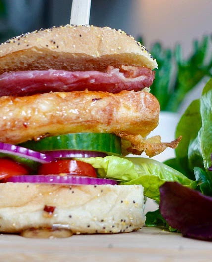 Air Fryer Halloumi Burger