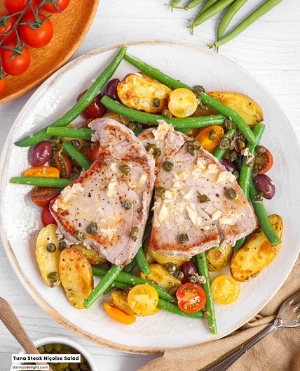 Tuna Steak Niçoise Salad