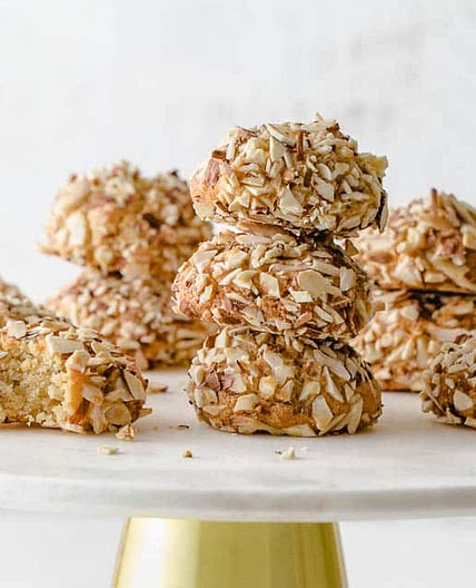 Amaretti Cookies