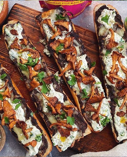Mushroom Molletes