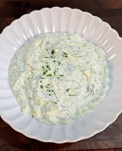 How to Make the Perfect Tzatziki – Creamy, Fresh & Delicious!
