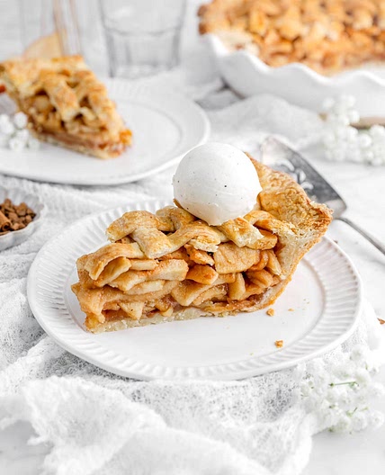 The Best Old Fashioned Apple Pie