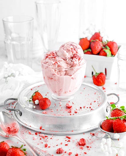Creamy 5-Ingredient Strawberry Ice Cream Recipe
