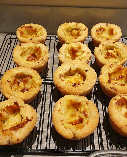 Custardtaartjes met abrikozen