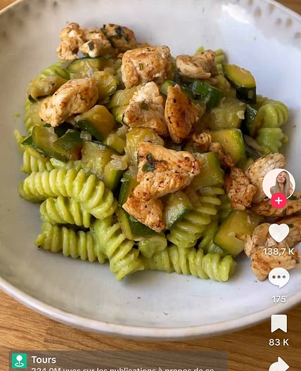 Pâtes courgette dinde