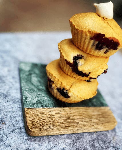 Air Fryer Blueberry Muffins