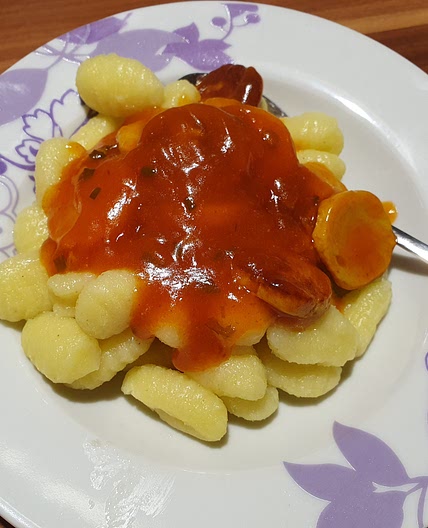 Würstchengulasch