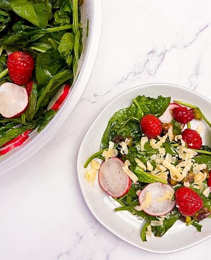 Spinach Salad with Raspberry Vinaigrette