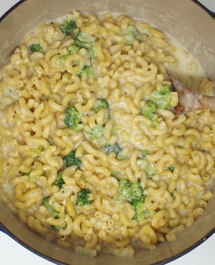 Broccoli and White Cheddar Mac and Cheese