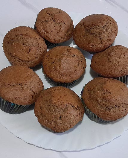 Simple chai spice muffins
