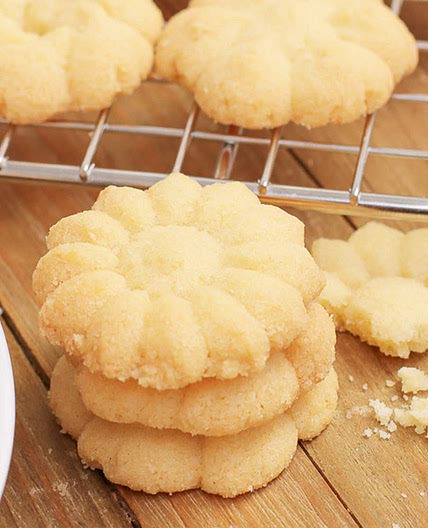 Classic Butter Cookies Recipe | Delicious Homemade Treats - Sharp Blades