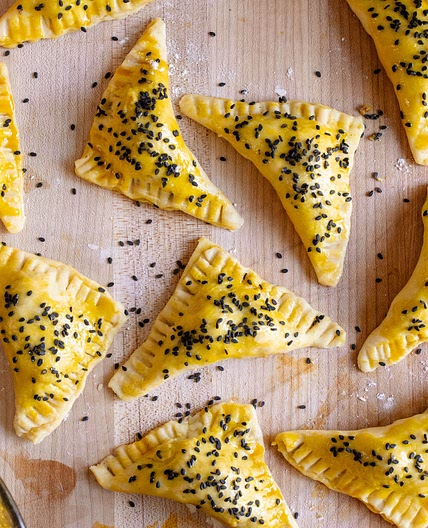 Chicken Curry Puffs